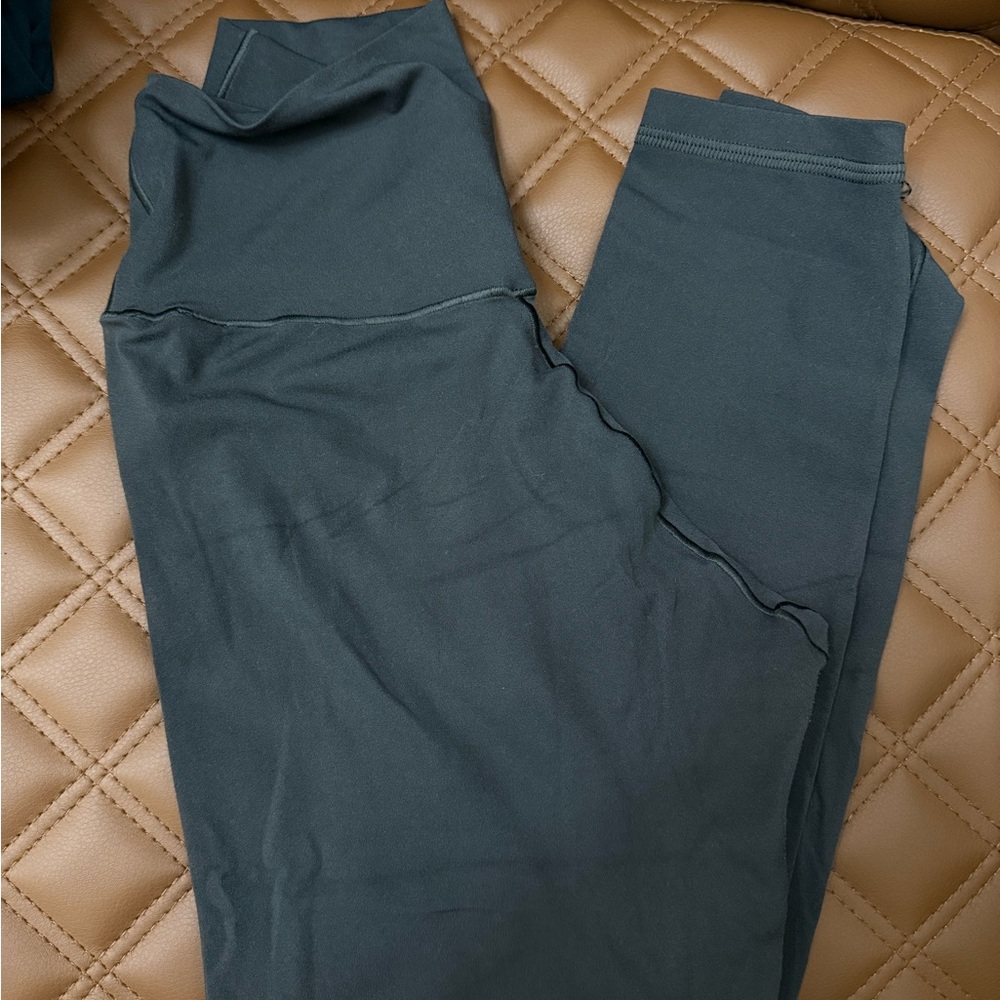 Aerie Offline Crossover Leggings Bundle size M short - Picture 6 of 14